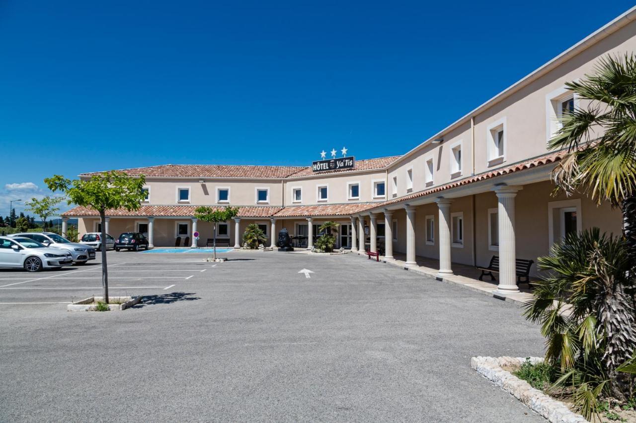 Le Ya'Tis Hotel Saint Laurent des Arbres Bagian luar foto